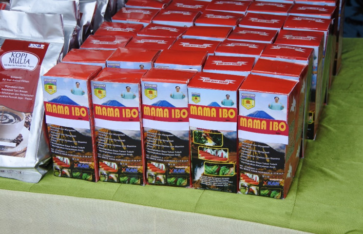 Gubernur Sudah Daftarkan Buah Merah Jadi Merek Minuman PON